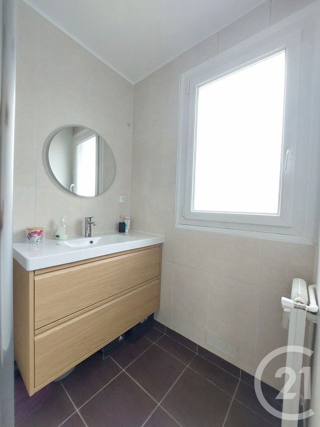 Appartement F3 à louer - 3 pièces - 54.49 m2 - MAISONS ALFORT - 94 - ILE-DE-FRANCE - Century 21 Acv