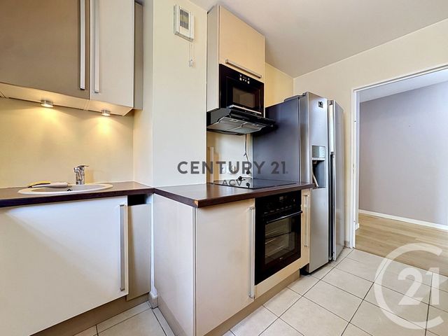 Appartement F2 à vendre - 3 pièces - 61.62 m2 - MAISONS ALFORT - 94 - ILE-DE-FRANCE - Century 21 Acv