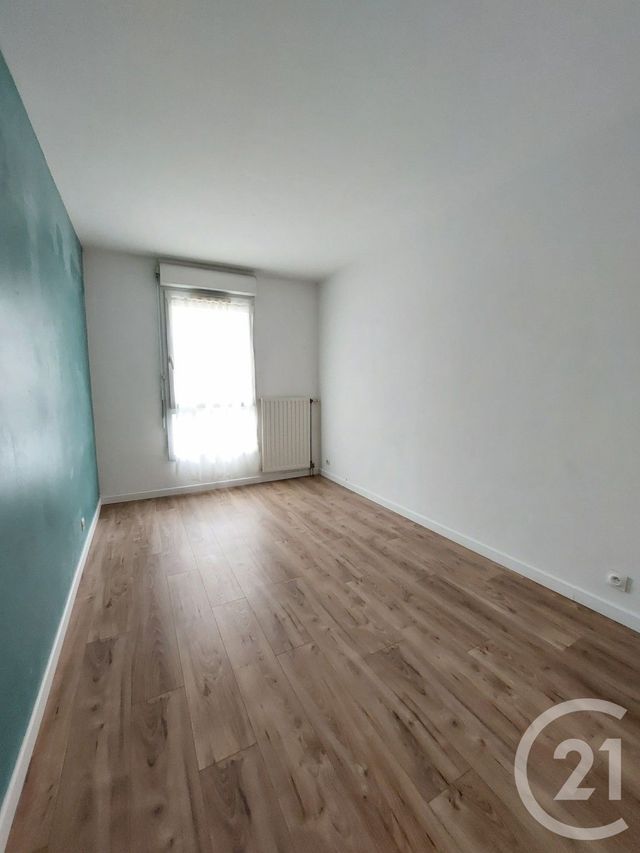 Appartement F4 à louer - 4 pièces - 76.1 m2 - CRETEIL - 94 - ILE-DE-FRANCE - Century 21 Acv
