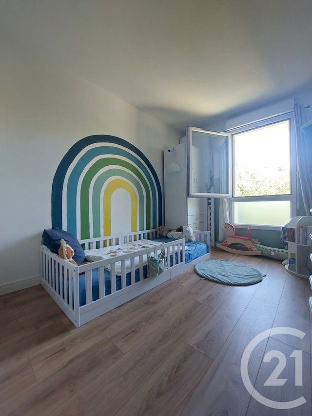 Appartement F4 à louer - 4 pièces - 76.1 m2 - CRETEIL - 94 - ILE-DE-FRANCE - Century 21 Acv