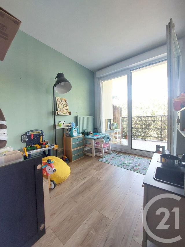 Appartement F4 à louer - 4 pièces - 76.1 m2 - CRETEIL - 94 - ILE-DE-FRANCE - Century 21 Acv