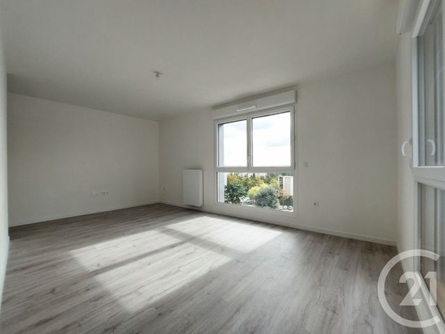 Appartement F2 à louer - 2 pièces - 48.38 m2 - CRETEIL - 94 - ILE-DE-FRANCE - Century 21 Acv