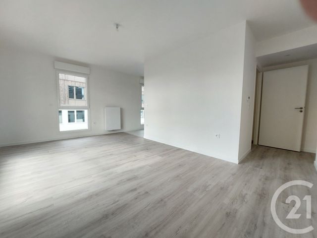 Appartement F2 à louer - 2 pièces - 48.38 m2 - CRETEIL - 94 - ILE-DE-FRANCE - Century 21 Acv