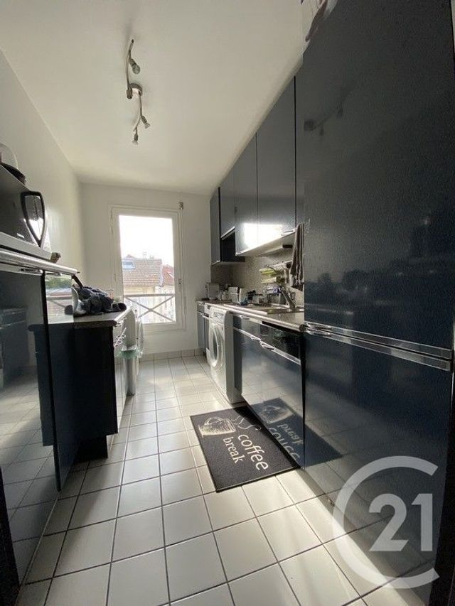 Appartement F3 à louer - 3 pièces - 65.3 m2 - MAISONS ALFORT - 94 - ILE-DE-FRANCE - Century 21 Acv