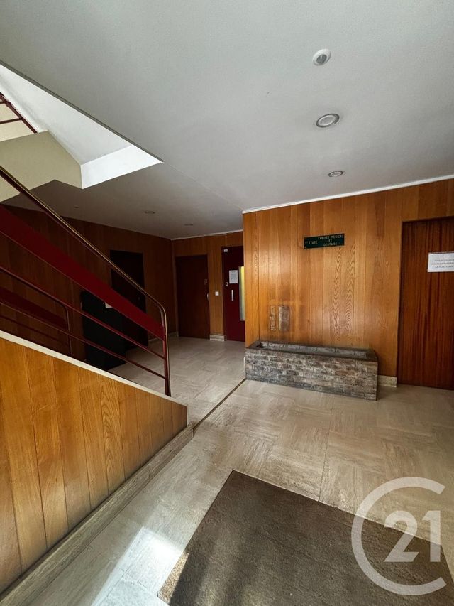 Appartement F1 à louer - 1 pièce - 15.0 m2 - CHOISY LE ROI - 94 - ILE-DE-FRANCE - Century 21 Acv