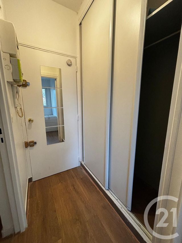 Appartement F1 à louer - 1 pièce - 15.0 m2 - CHOISY LE ROI - 94 - ILE-DE-FRANCE - Century 21 Acv