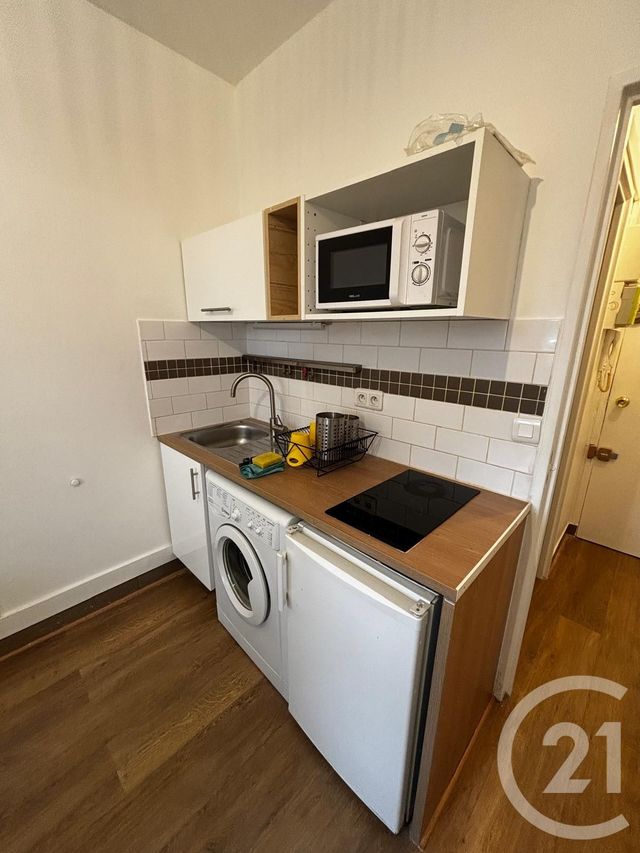 Appartement F1 à louer - 1 pièce - 15.0 m2 - CHOISY LE ROI - 94 - ILE-DE-FRANCE - Century 21 Acv