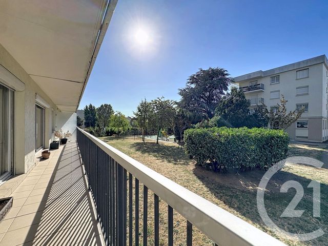 Appartement à vendre - 4 pièces - 72.31 m2 - MAISONS ALFORT - 94 - ILE-DE-FRANCE - Century 21 Acv