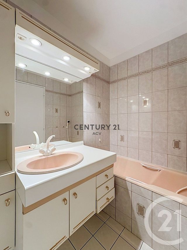 Appartement à vendre - 4 pièces - 72.31 m2 - MAISONS ALFORT - 94 - ILE-DE-FRANCE - Century 21 Acv