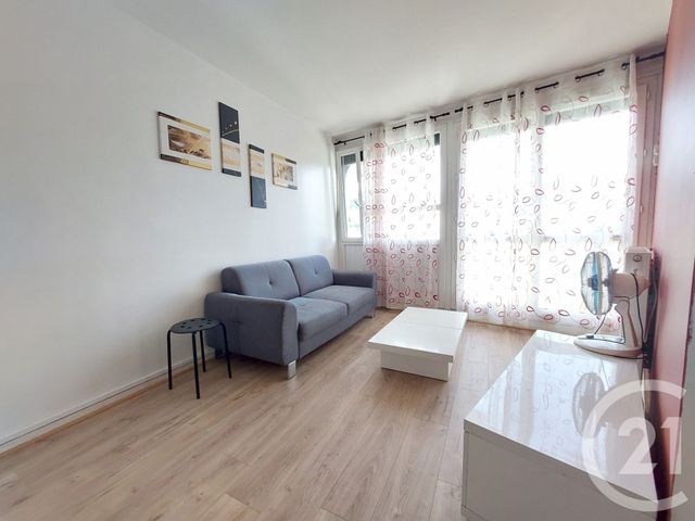 Appartement F3 à louer - 3 pièces - 60.0 m2 - CRETEIL - 94 - ILE-DE-FRANCE - Century 21 Acv