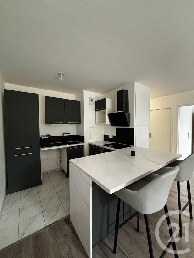 Appartement F2 à louer - 2 pièces - 44.82 m2 - CRETEIL - 94 - ILE-DE-FRANCE - Century 21 Acv
