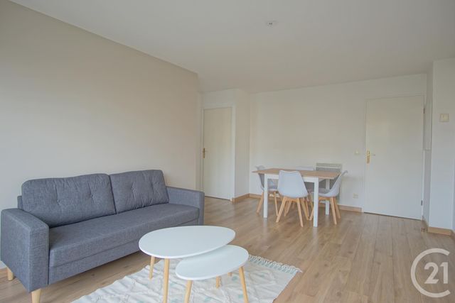 Appartement F2 à louer - 2 pièces - 44.27 m2 - CHOISY LE ROI - 94 - ILE-DE-FRANCE - Century 21 Acv