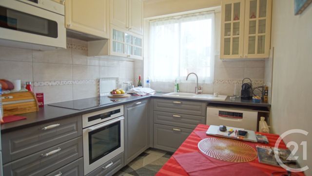 Appartement F3 à louer - 3 pièces - 69.28 m2 - CRETEIL - 94 - ILE-DE-FRANCE - Century 21 Acv
