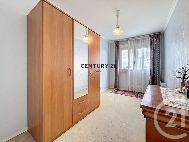 Afficher la photo en grand Appartement F4 à vendre - 4 pièces - 72.09 m2 - MAISONS ALFORT - 94 - ILE-DE-FRANCE - Century 21 Acv