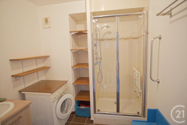 Appartement F3 à louer - 3 pièces - 62.01 m2 - CRETEIL - 94 - ILE-DE-FRANCE - Century 21 Acv