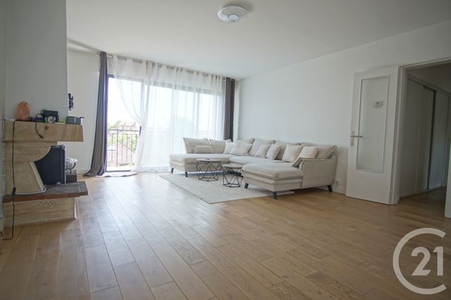 Appartement F4 à louer - 4 pièces - 112.22 m2 - CHOISY LE ROI - 94 - ILE-DE-FRANCE - Century 21 Acv