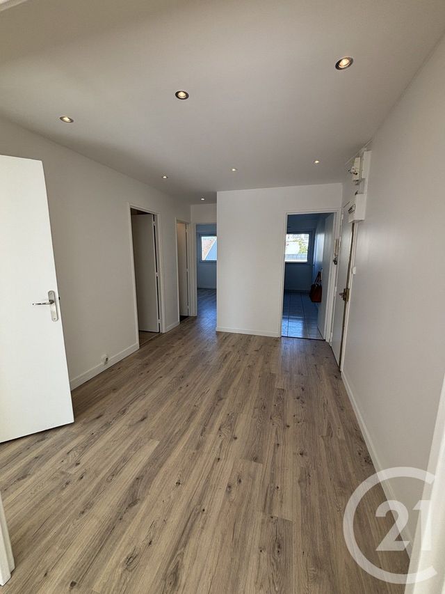 Appartement F3 à louer - 3 pièces - 62.75 m2 - ST MAUR DES FOSSES - 94 - ILE-DE-FRANCE - Century 21 Acv