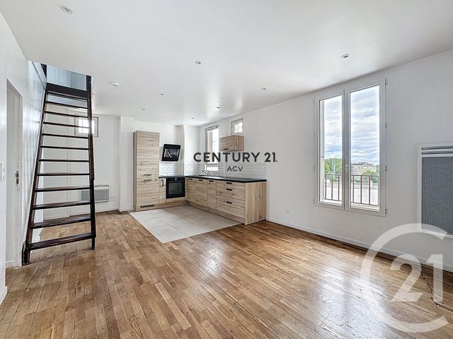 Appartement Duplex à vendre - 3 pièces - 44.02 m2 - VILLEJUIF - 94 - ILE-DE-FRANCE - Century 21 Acv