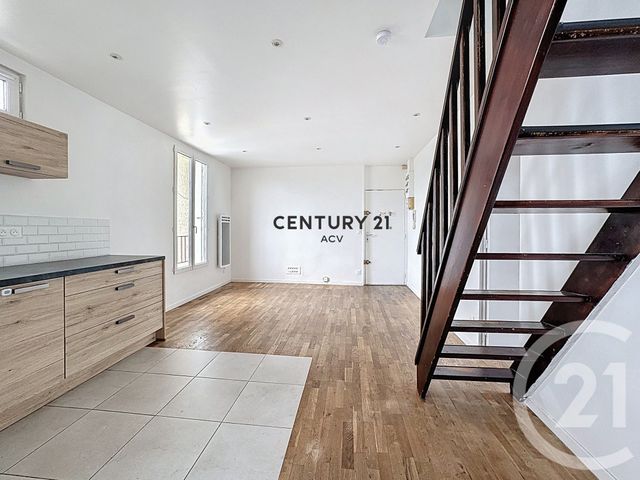 Appartement Duplex à vendre - 3 pièces - 44.02 m2 - VILLEJUIF - 94 - ILE-DE-FRANCE - Century 21 Acv
