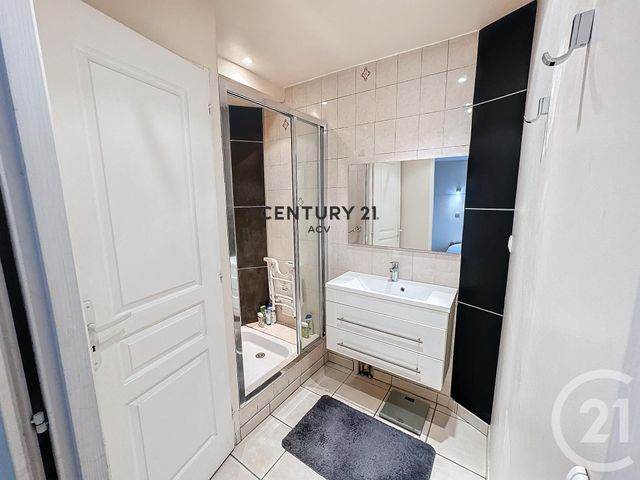 Appartement F2 à vendre - 2 pièces - 39.27 m2 - MAISONS ALFORT - 94 - ILE-DE-FRANCE - Century 21 Acv