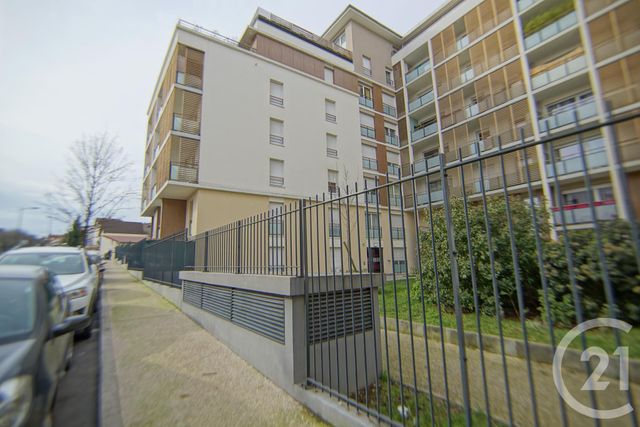 Afficher la photo en grand Appartement F1 à louer - 1 pièce - 24.87 m2 - THIAIS - 94 - ILE-DE-FRANCE - Century 21 Acv