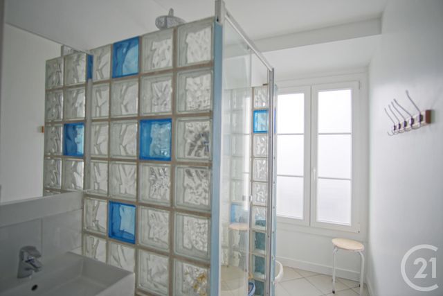 Appartement F3 à louer - 3 pièces - 65.44 m2 - CHOISY LE ROI - 94 - ILE-DE-FRANCE - Century 21 Acv