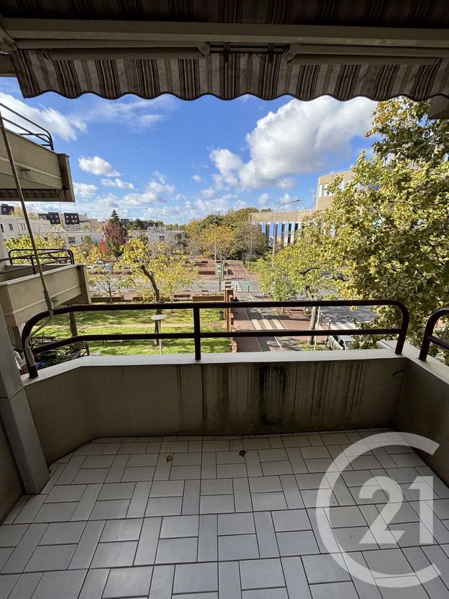 Appartement F3 à louer - 3 pièces - 70.4 m2 - CRETEIL - 94 - ILE-DE-FRANCE - Century 21 Acv