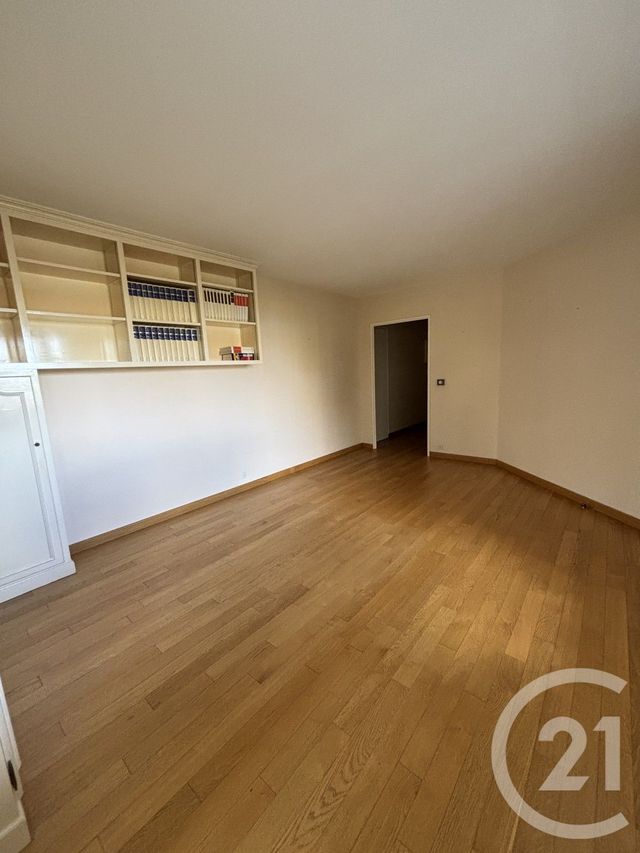 Appartement F3 à louer - 3 pièces - 70.4 m2 - CRETEIL - 94 - ILE-DE-FRANCE - Century 21 Acv