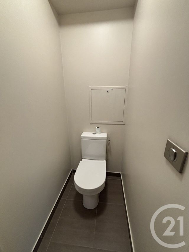 Appartement F3 à louer - 3 pièces - 70.4 m2 - CRETEIL - 94 - ILE-DE-FRANCE - Century 21 Acv