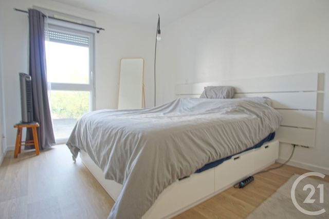 Appartement F3 à louer - 3 pièces - 60.7 m2 - ORLY - 94 - ILE-DE-FRANCE - Century 21 Acv