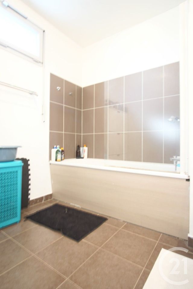 Appartement F3 à louer - 3 pièces - 60.7 m2 - ORLY - 94 - ILE-DE-FRANCE - Century 21 Acv