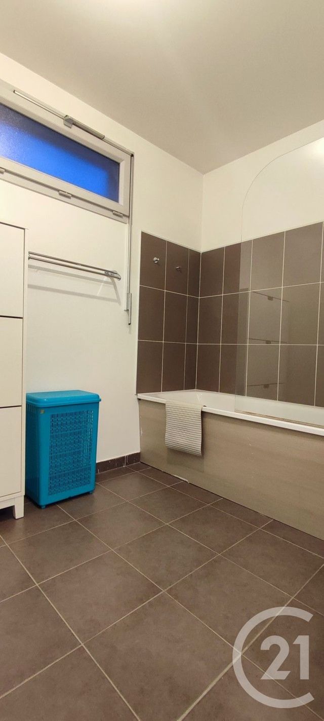 Appartement F3 à louer - 3 pièces - 60.7 m2 - ORLY - 94 - ILE-DE-FRANCE - Century 21 Acv