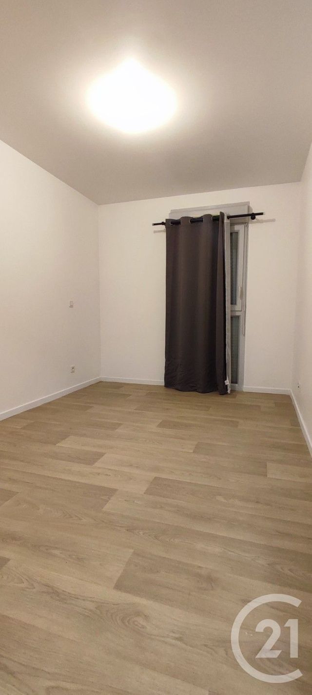 Appartement F3 à louer - 3 pièces - 60.7 m2 - ORLY - 94 - ILE-DE-FRANCE - Century 21 Acv
