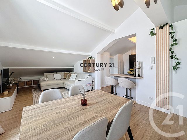 Appartement Duplex à vendre - 2 pièces - 56.73 m2 - MAISONS ALFORT - 94 - ILE-DE-FRANCE - Century 21 Acv