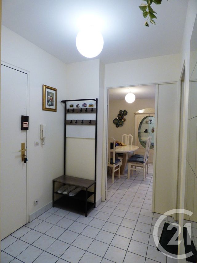 Appartement F3 à louer - 3 pièces - 68.15 m2 - CRETEIL - 94 - ILE-DE-FRANCE - Century 21 Acv