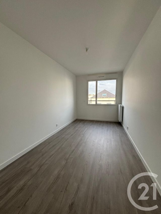 Appartement F3 à louer - 3 pièces - 74.78 m2 - THIAIS - 94 - ILE-DE-FRANCE - Century 21 Acv