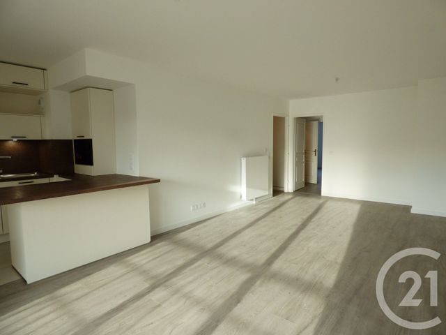 Appartement F3 à louer - 3 pièces - 74.78 m2 - THIAIS - 94 - ILE-DE-FRANCE - Century 21 Acv