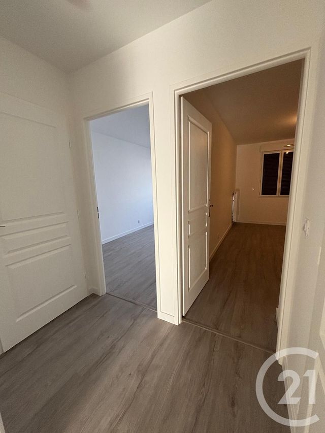 Appartement F3 à louer - 3 pièces - 74.78 m2 - THIAIS - 94 - ILE-DE-FRANCE - Century 21 Acv
