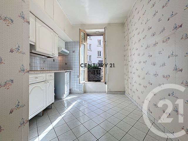 Appartement F2 à vendre - 2 pièces - 41.85 m2 - MAISONS ALFORT - 94 - ILE-DE-FRANCE - Century 21 Acv