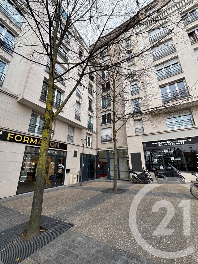 Appartement F1 à louer THIAIS