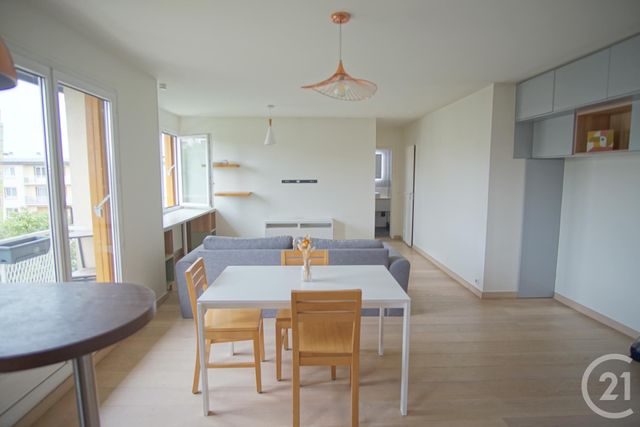 Appartement F2 à louer - 2 pièces - 50.76 m2 - MAISONS ALFORT - 94 - ILE-DE-FRANCE - Century 21 Acv