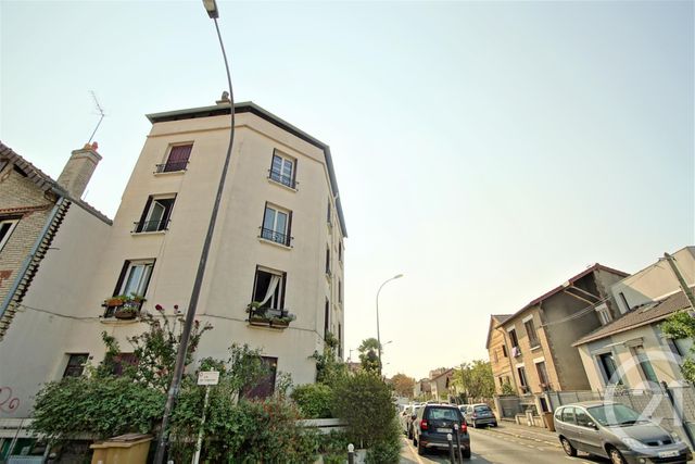 Appartement F1 à louer - 1 pièce - 28.0 m2 - VITRY SUR SEINE - 94 - ILE-DE-FRANCE - Century 21 Acv