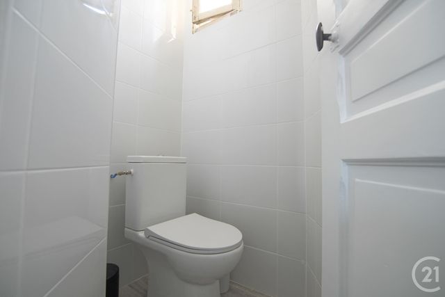 Appartement F1 à louer - 1 pièce - 28.0 m2 - VITRY SUR SEINE - 94 - ILE-DE-FRANCE - Century 21 Acv