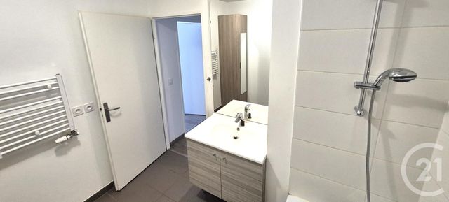 Appartement F3 à louer - 3 pièces - 62.75 m2 - CRETEIL - 94 - ILE-DE-FRANCE - Century 21 Acv