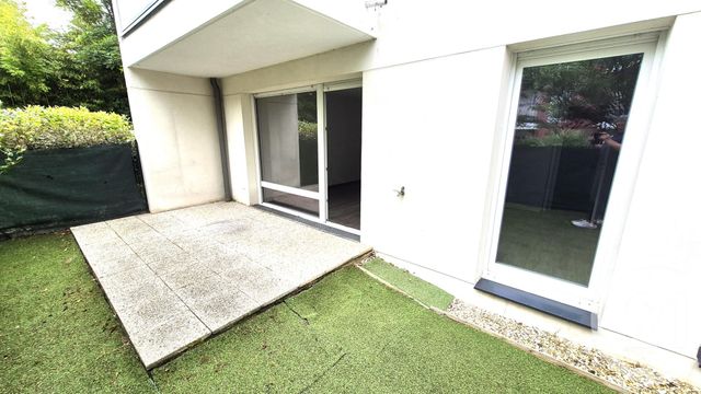 Appartement F3 à louer - 3 pièces - 62.75 m2 - CRETEIL - 94 - ILE-DE-FRANCE - Century 21 Acv