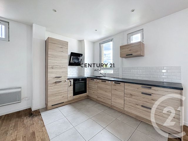 Appartement Duplex à vendre - 3 pièces - 44.02 m2 - VILLEJUIF - 94 - ILE-DE-FRANCE - Century 21 Acv