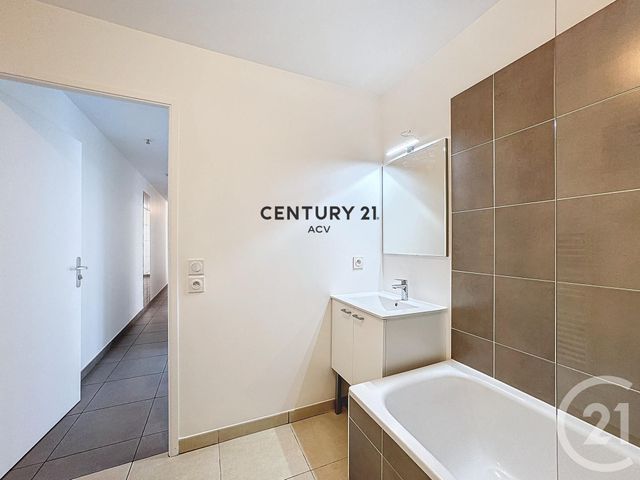 Appartement F4 à vendre - 4 pièces - 60.11 m2 - CHOISY LE ROI - 94 - ILE-DE-FRANCE - Century 21 Acv