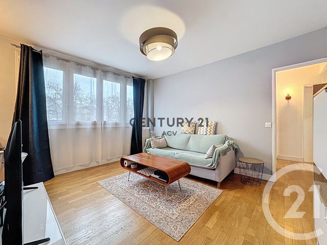 Appartement à vendre - 3 pièces - 48.69 m2 - MAISONS ALFORT - 94 - ILE-DE-FRANCE - Century 21 Acv