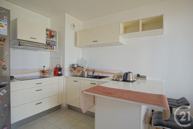 Appartement F2 à louer - 2 pièces - 46.35 m2 - CRETEIL - 94 - ILE-DE-FRANCE - Century 21 Acv