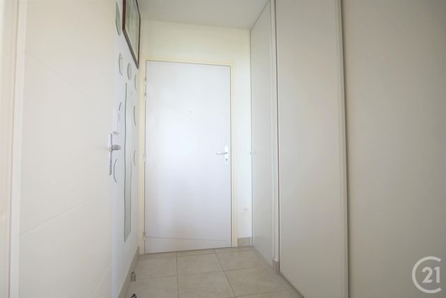 Appartement F2 à louer - 2 pièces - 46.35 m2 - CRETEIL - 94 - ILE-DE-FRANCE - Century 21 Acv